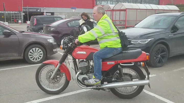 JAWA 638 Ёханн утратила трос сцепления....